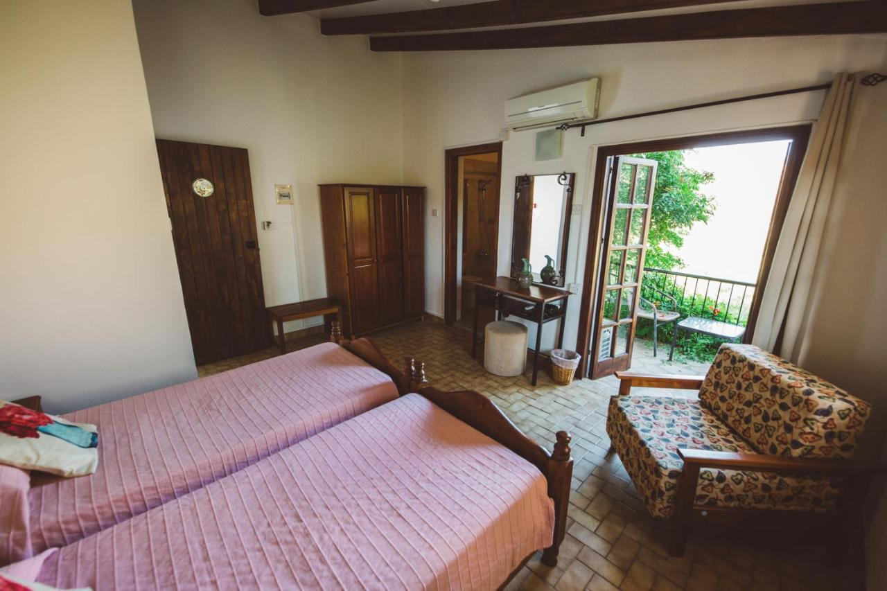 Vasilias Nikoklis Inn Nikoklia Exterior photo